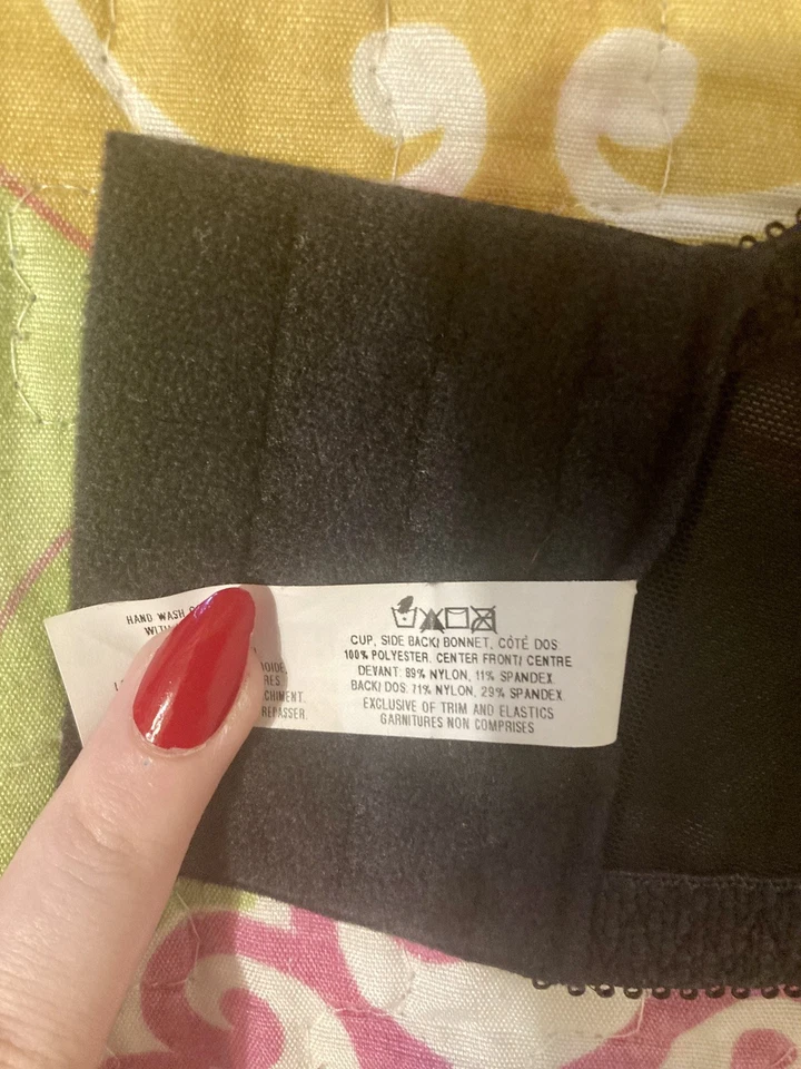 Sutiã Bali 38D preto, forro leve macio, alisamento nas costas, novas etiquetas (MSRP $48) - Imagem 4 de 4