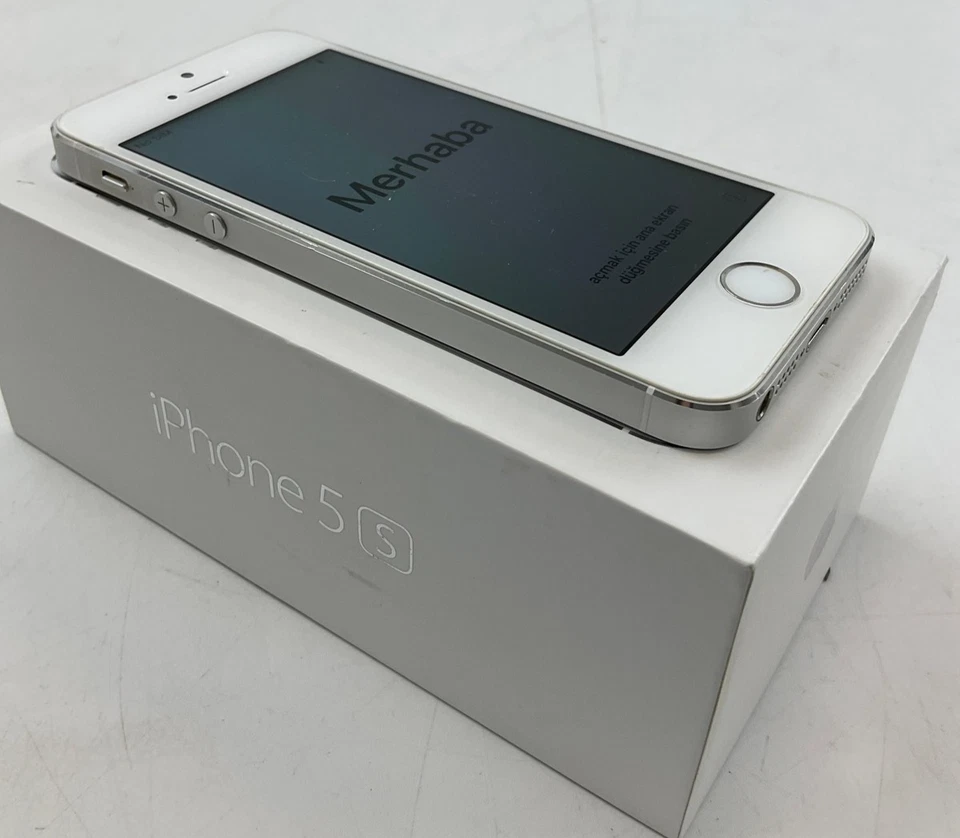 iPhone 5s Silver 32GB Model A1457 with Touch ID and Camera - Image 4 of 4