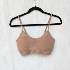 Alo Yoga Tan Alosoft Head Start Bra Crop Top, size S
