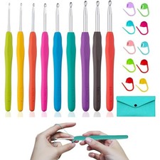 Ergonomic Crochet Hooks Set with Case 9 Sizes 2.0mm to 6.0mm for Yarn Craft