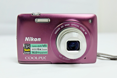 NIKON Coolpix S4300 16.0MP Digital Camera Bundle Plum Purple