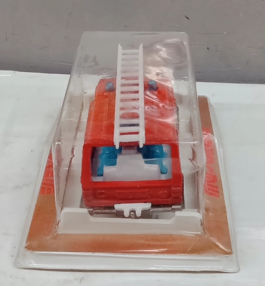 MAJORETTE 1/64 RANGE ROVER POMPIERI   N° 246  MADE IN FRANCE ANNI 80 - Immagine 3 di 3