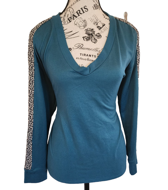 THALIA SODI green blouse- size M