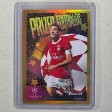 2019 Topps Finest UCL Prized Footballers Pizzi Gold Refractor /50 NM/M