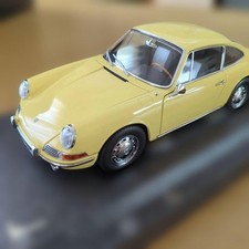 Kyosho 1/18 Porsche 911 901 Diecast Model Champagne Yellow