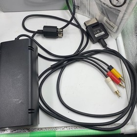 Microsoft Xbox 360 S 250GB Console w/ Controller AV Cable Tested Boxed Japan