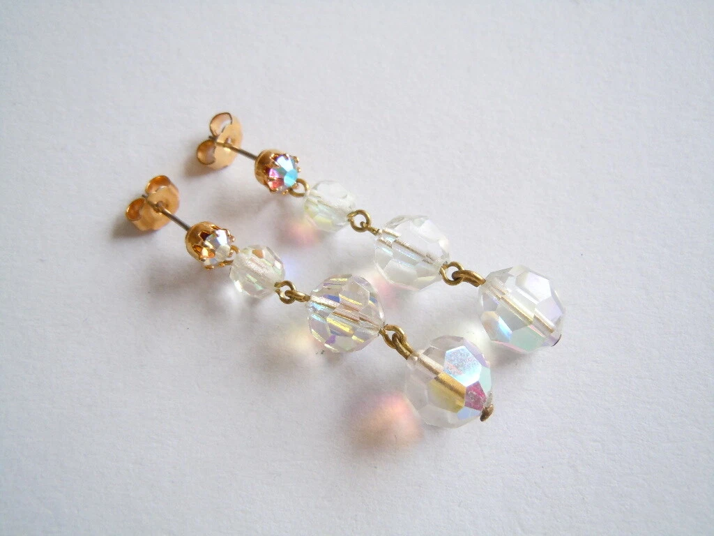 Aurora Borealis Glass Bead Stud Earrings Faceted 5.8 G Height 4.4 Cm