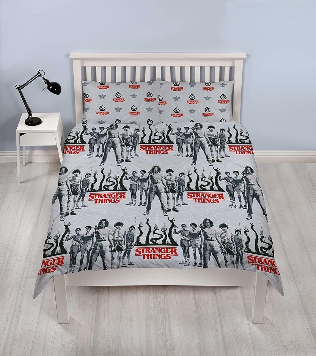 Stranger Things Double Duvet Darkside Reversible Bedding Set