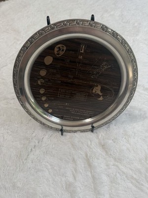Vintage Apollo 11 Commemorative Plate   First Manned Lunar Landing .