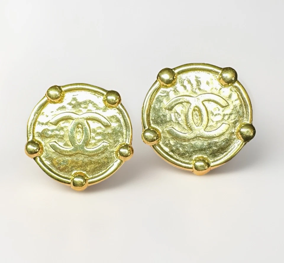 Pendientes de clip vintage Chanel tono dorado pasarela alta costura XL CC logotipo años 80 firmados Foto 2 de 4