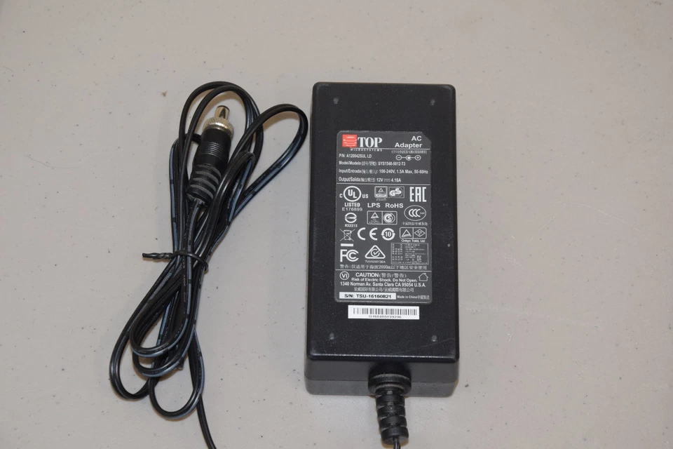 Mackie DL1608 Digital Mixer With iPad Control Power Supply and Rackmount Kit - Image 4 of 4