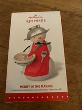 Hallmark Keepsake Ornament 2015 Merry in the Making Snowman Baking red apron