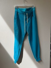 figs scrub pants