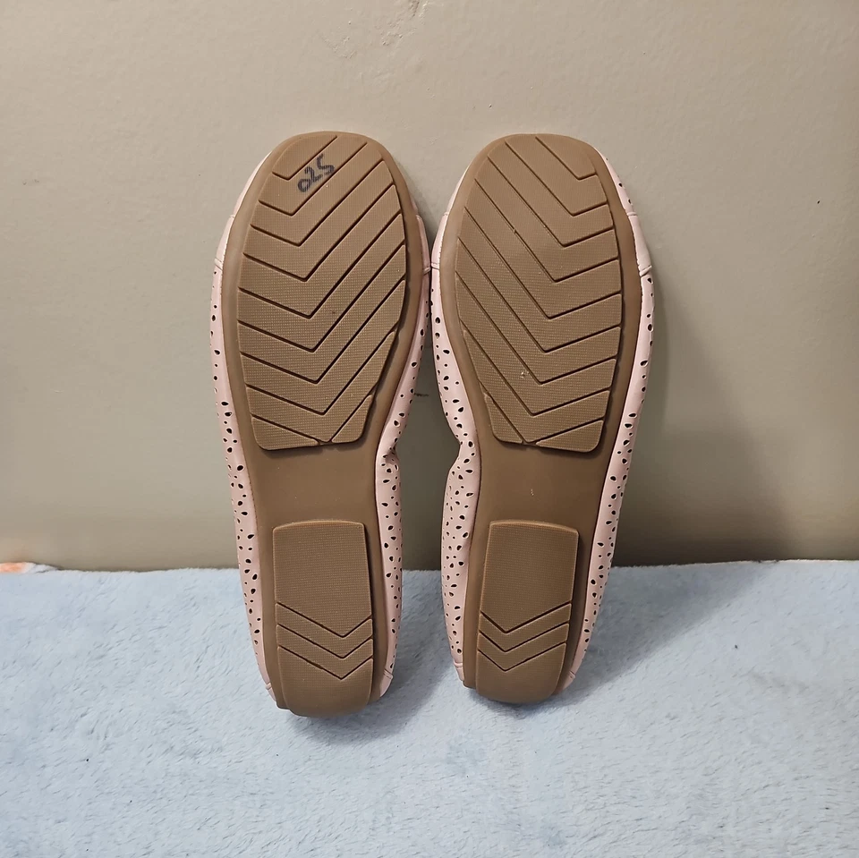 Zapatos sin cordones Me Too Luna Perf Bailarina Cuero Perforado Ballet Talla 7 M Foto 4 de 4