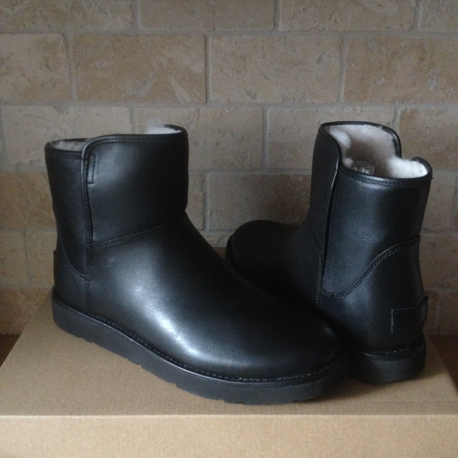 ugg womens abree mini leather boots