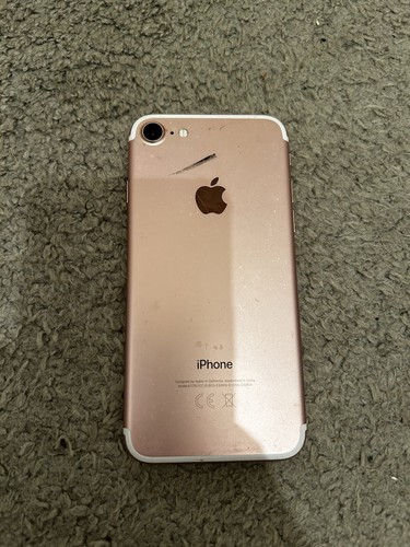 Spares or repairs Apple iPhone 7 - Picture 2 of 4