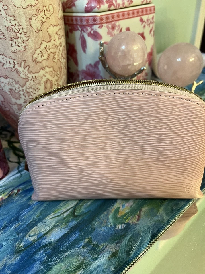 Louis Vuitton Epi Cosmetic Case - Image 2 of 4