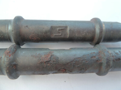 Pédalier Route stronglight 8-9 vit impact noir 172.5mm 48-38-28 axe