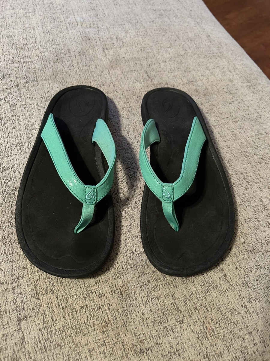OluKai Kulapa Kai Sandals Women's Black Green T-Strap Thong Flip Flops Size 