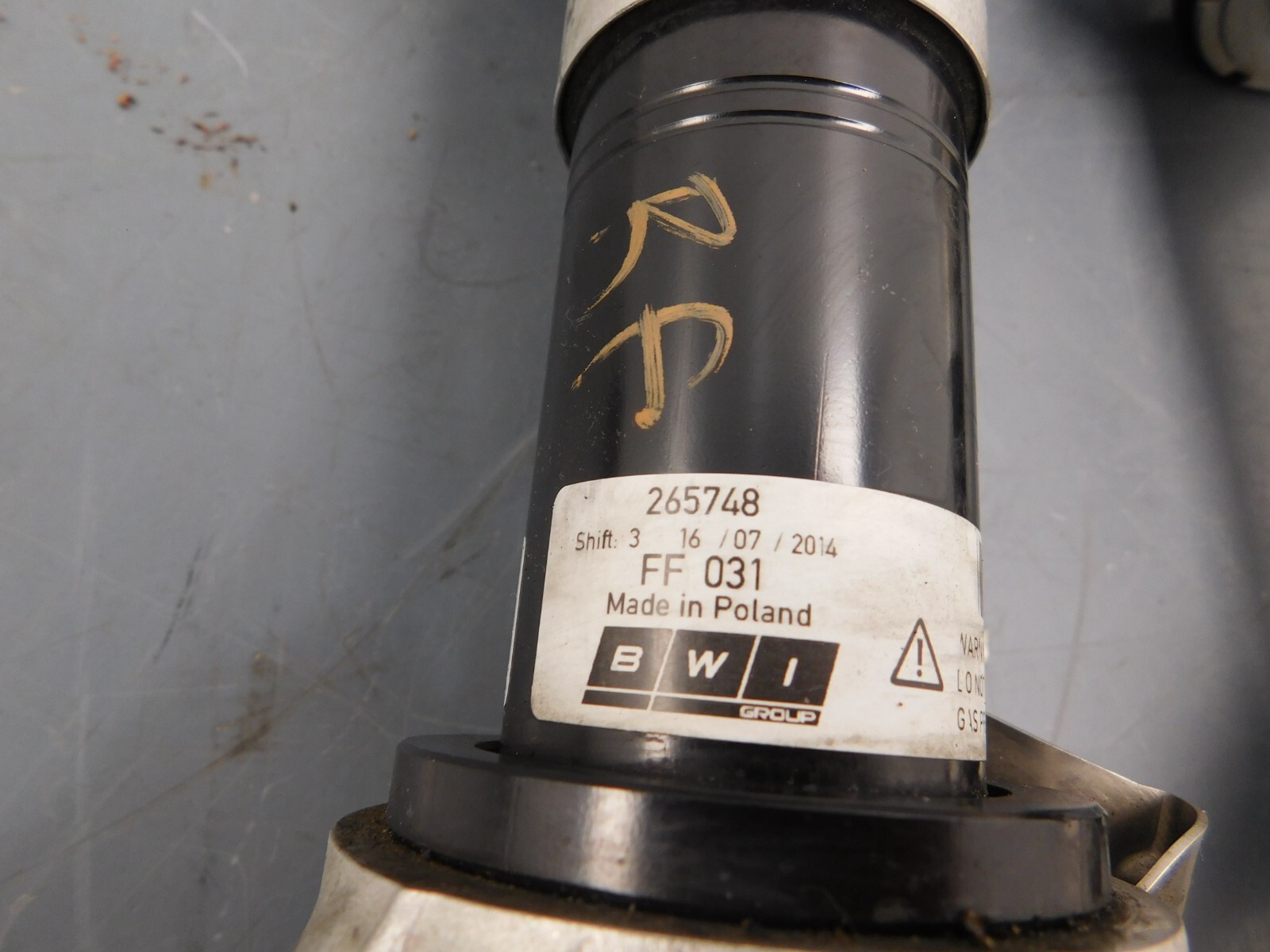 2015 11 12 13 14 16 Ferrari FF Right Front Shock Strut #7170 J1
