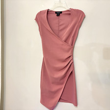 JOE & ELLE women's Small faux wrap V-neck Bodycon Dress mauve cap sleeve ruching