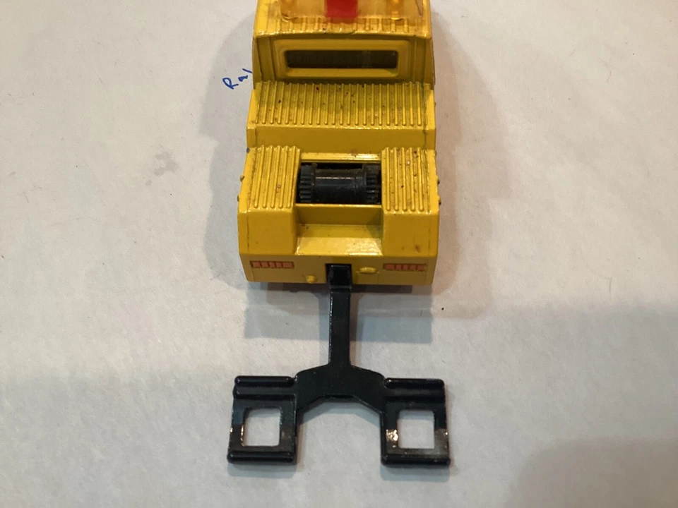 Vintage diecast Corgi AA service wrecker tow truck - Image 4 of 4