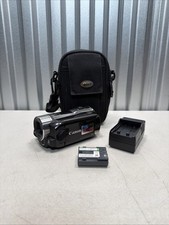Canon VIXIA HF R11 HD 1080p Camcorder 32GB Built-in Memory w/ Battery  Charger