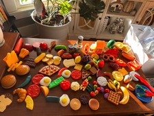 Lot-120pc Melissa  Doug/Little Tikes plus Others Toy Play 4lb Food Lot Clean