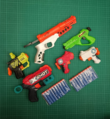Nerf Style Guns Konvolut plus neue Schaumstoff Darts. Blaster Handpistole Restposten.