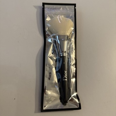 CHRISTIAN DIOR - DIOR BACKSTAGE - POWDER BRUSH 14 - NEW & SEALED