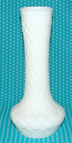 Vtg Hoosier Milk Glass Vase 9” Diamond Quilted Pattern Opaque White #12