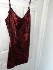 Ambrielle Nightgown Red Animal Print Black Women Size Large Vietnam SKU-W184