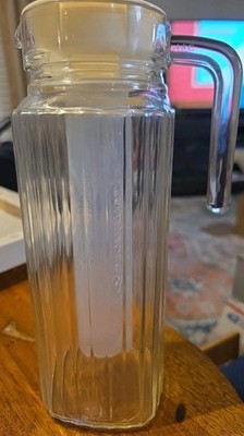 RARE VINTAGE 1970s Luminarc France Pitcher with White Lid & Infuser 16 Oz.