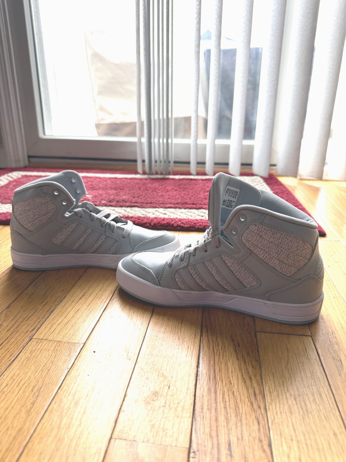 Adidas Hoops 2.0 Mid Gray - Women's US Size 6 - Basketball Style thumbnail 4