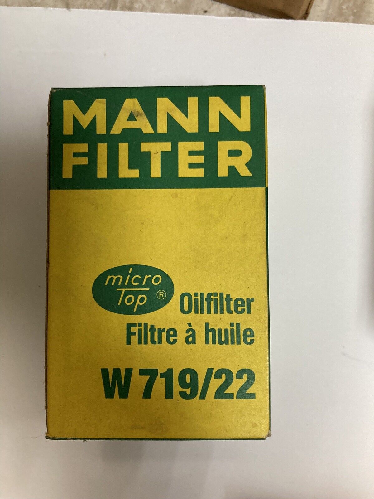 Mann Oil Filter W 719/22 New