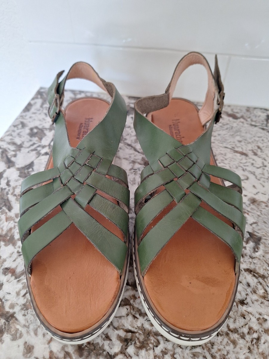 bearpaw nike huarache shoes