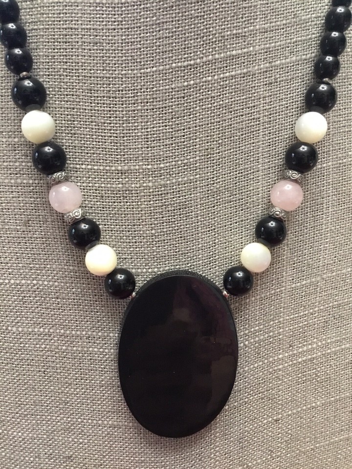 Lee Sands Abalone MOP Inlay Necklace MOP Rose Quartz Faux Black Onyx ...