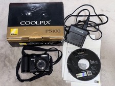 Nikon COOLPIX P5100 Console Accessories Set