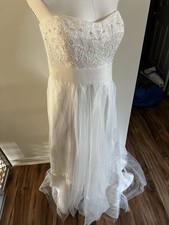 David's Bridal Ivory Wedding Dress Tulle Strapless Soft A-line & Veil S 14 NWT