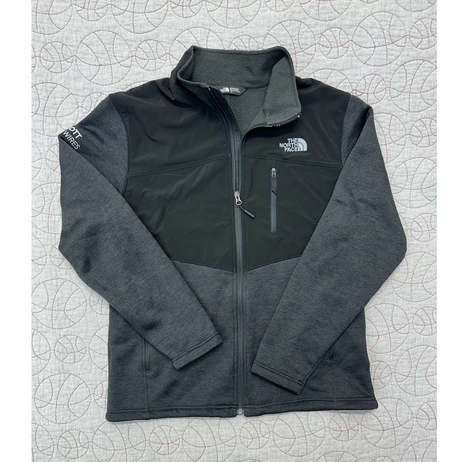 The North Face Full Zip Fleece Gray Black NF0A3LH6 / Mens Large Far North Fleece - product detail image 1