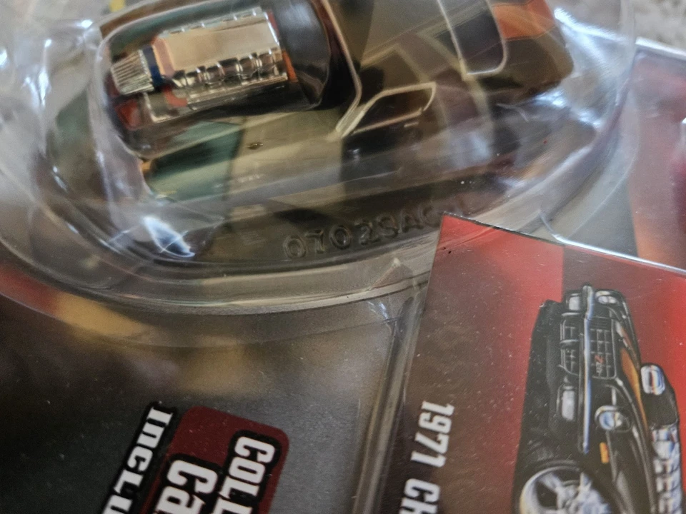 The Original Muscle Machines 1971 '71 Chevrolet Chevy Camaro Z/28 carro preto 1/64 - Imagem 3 de 4