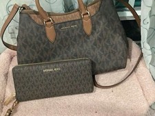 Michael Kors  Satchel And wallet