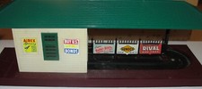 Vintage Lionel O Gauge Freight Station 356   Wrong Box   Very Good condition