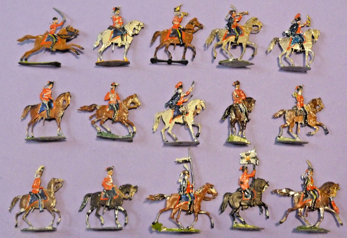 Plats d'étan HENRCHSEN - Znnfguren - 10 cavalers dvers pays