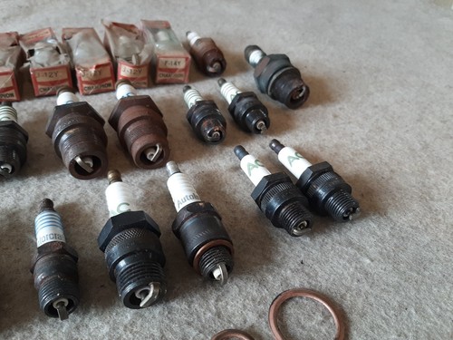 Mixed Lot Vintage Spark Plugs Champion, AC, Motorcraft, Autolite variety sizes - Picture 4 of 10