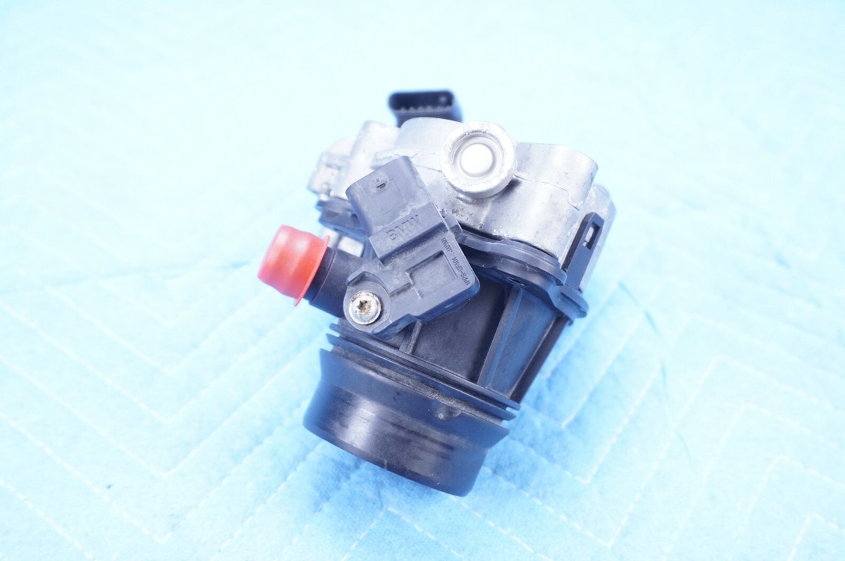 エイプリルページ Genuine BMW Throttle Body w/ Charge Air Tube 13547619008 OEM
