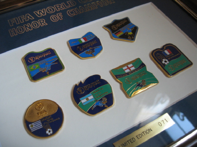 セール！2002年 FIFA WORLd CUP ORIGINAL PINs 2002 FIFA WORLD CUP
