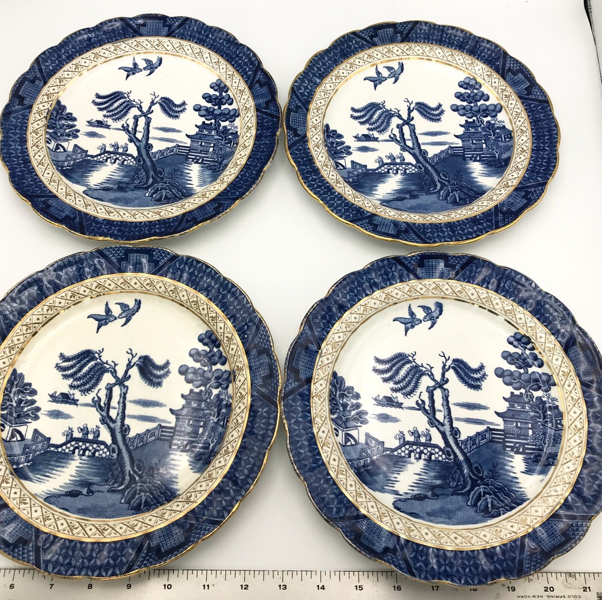 OLD Booths Real Old Willow, England, Silicon China, Scalloped 1906