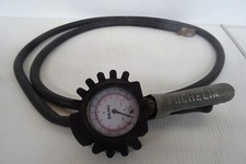 manometro gonfiaggio pneumatici Michelin Bibendum Torino vintage