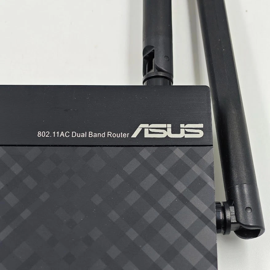 Asus Wireless-AC1200 Dual Band Router RT-AC51 - Image 3 of 4
